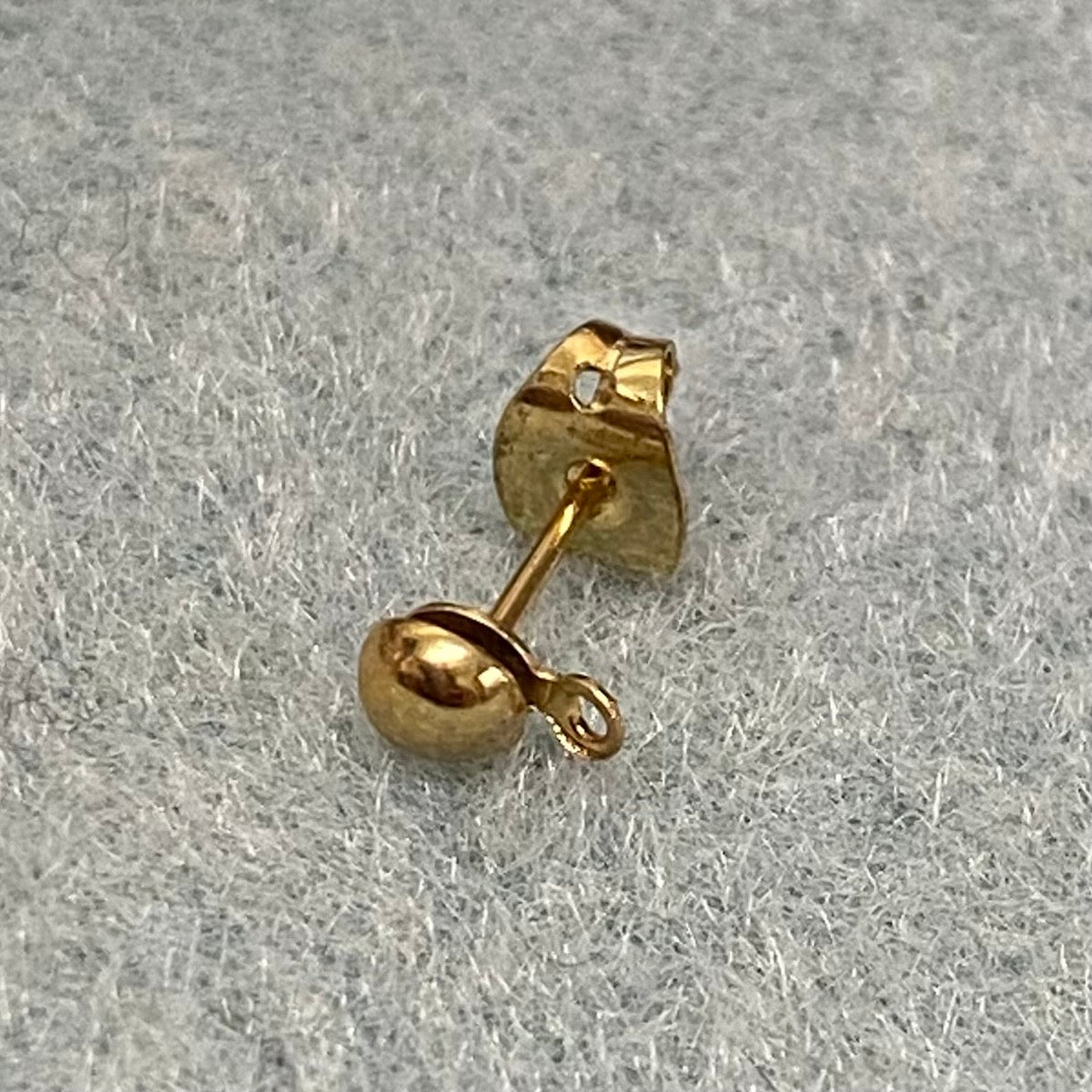 4mm Ear Stud w. Loop + Backs (20) - Gold