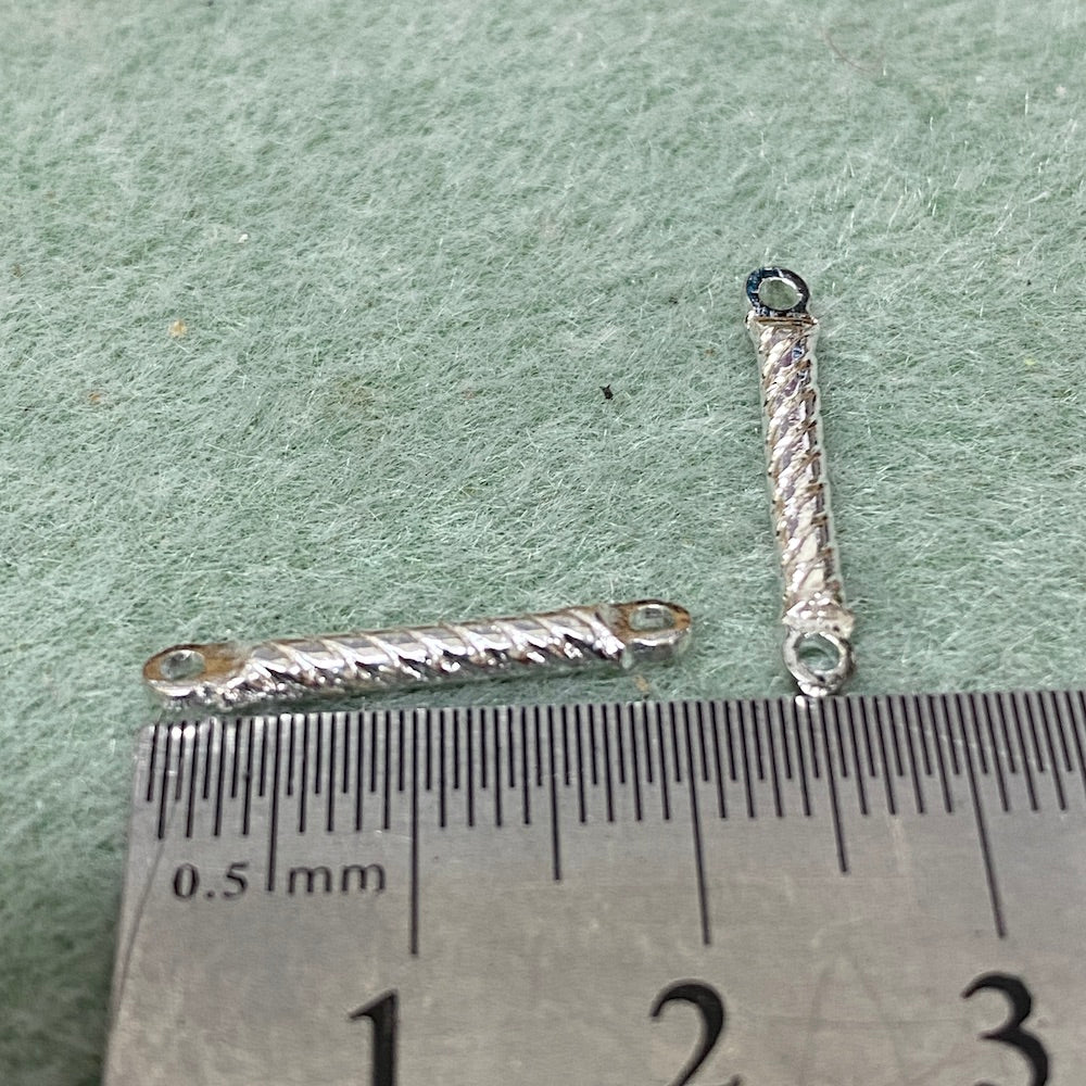 20mm Connector (25) w. Loops - Silver