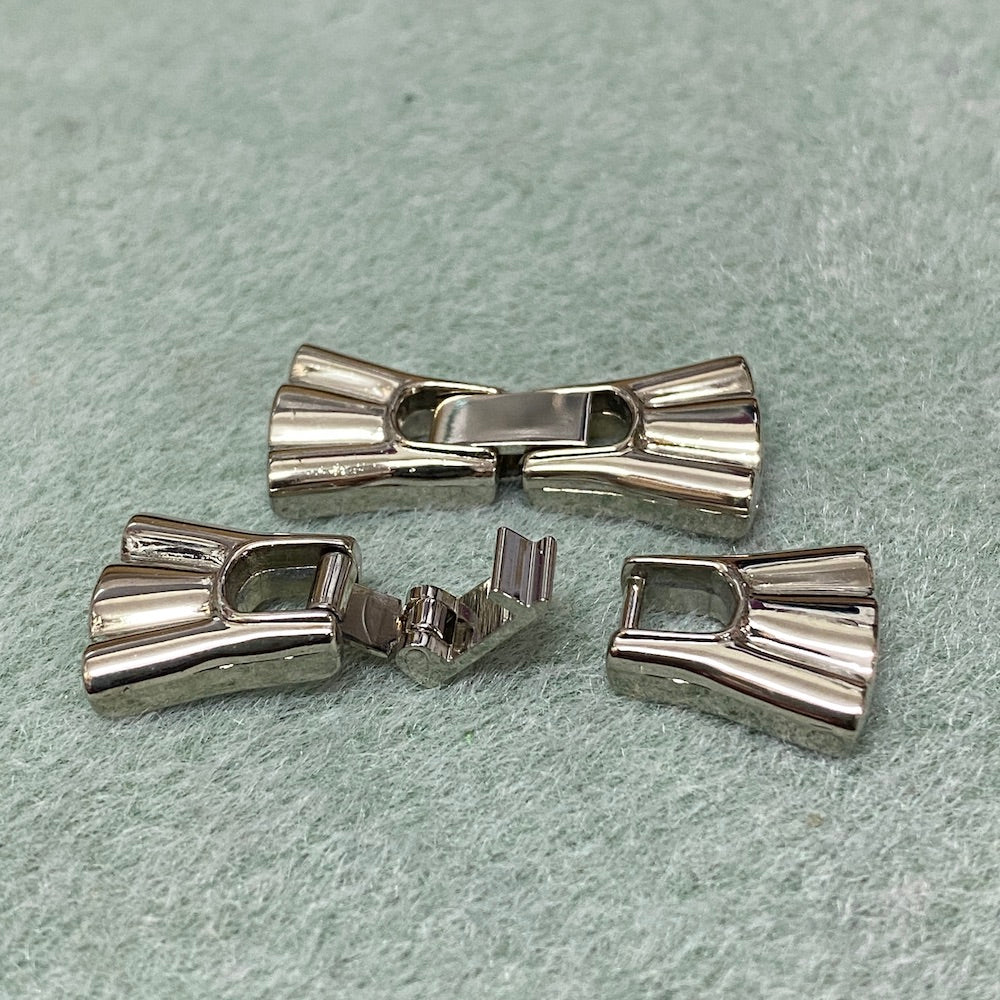 3-row Buckle Clasp (1) - Platinum