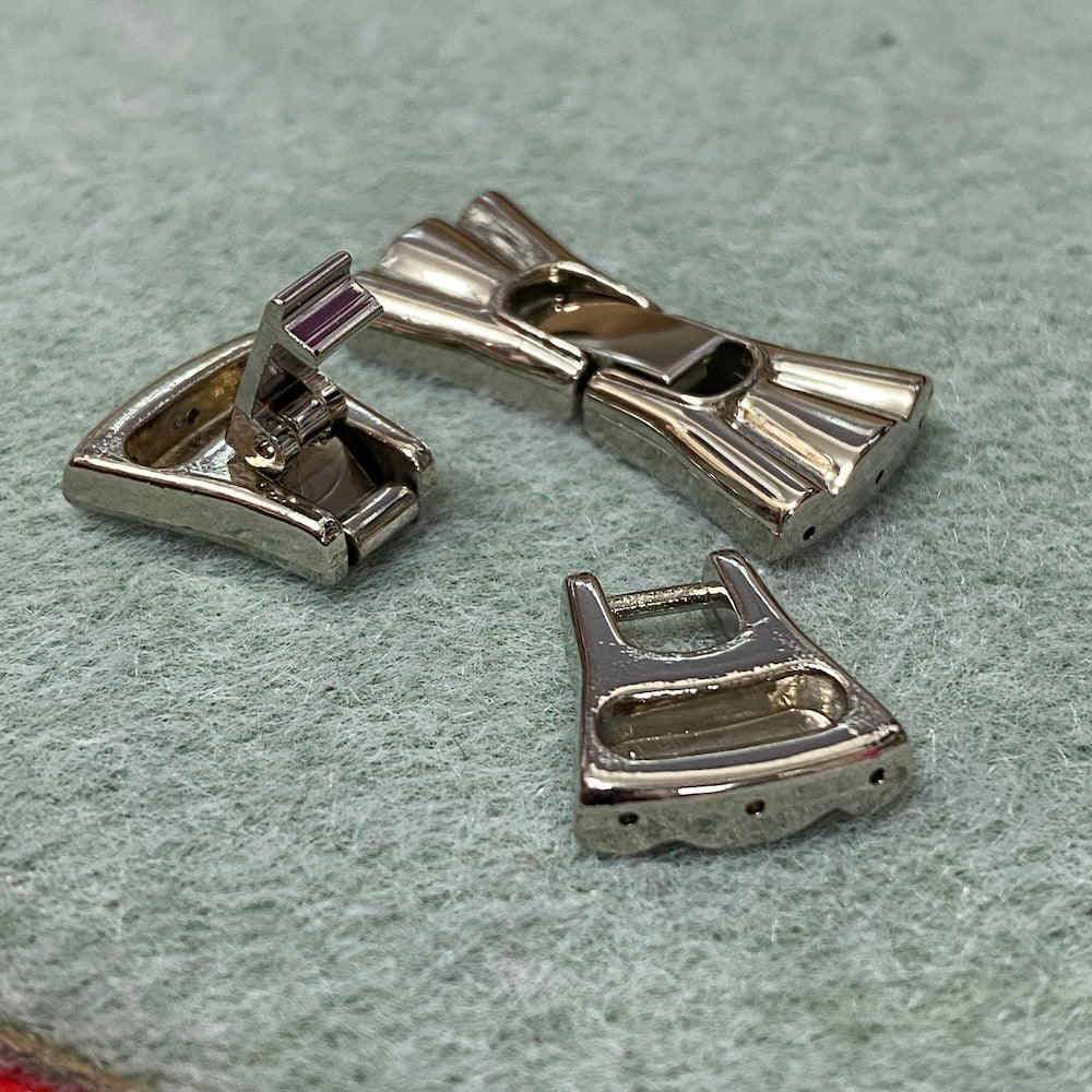 3-row Buckle Clasp (1) - Platinum