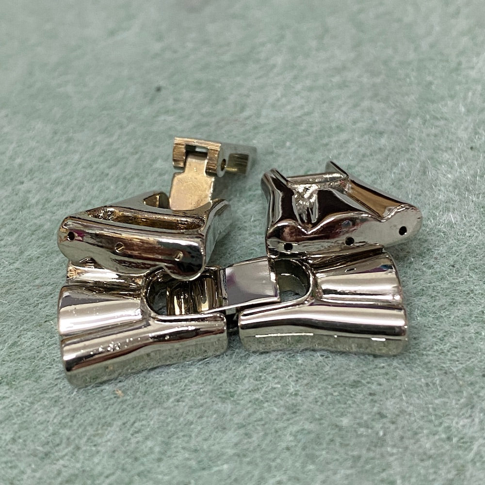 3-row Buckle Clasp (1) - Platinum