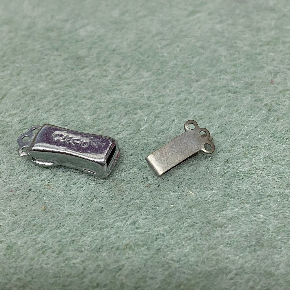 3 Row Vintage Bow Clasp (1) - Silver - Bead Shack