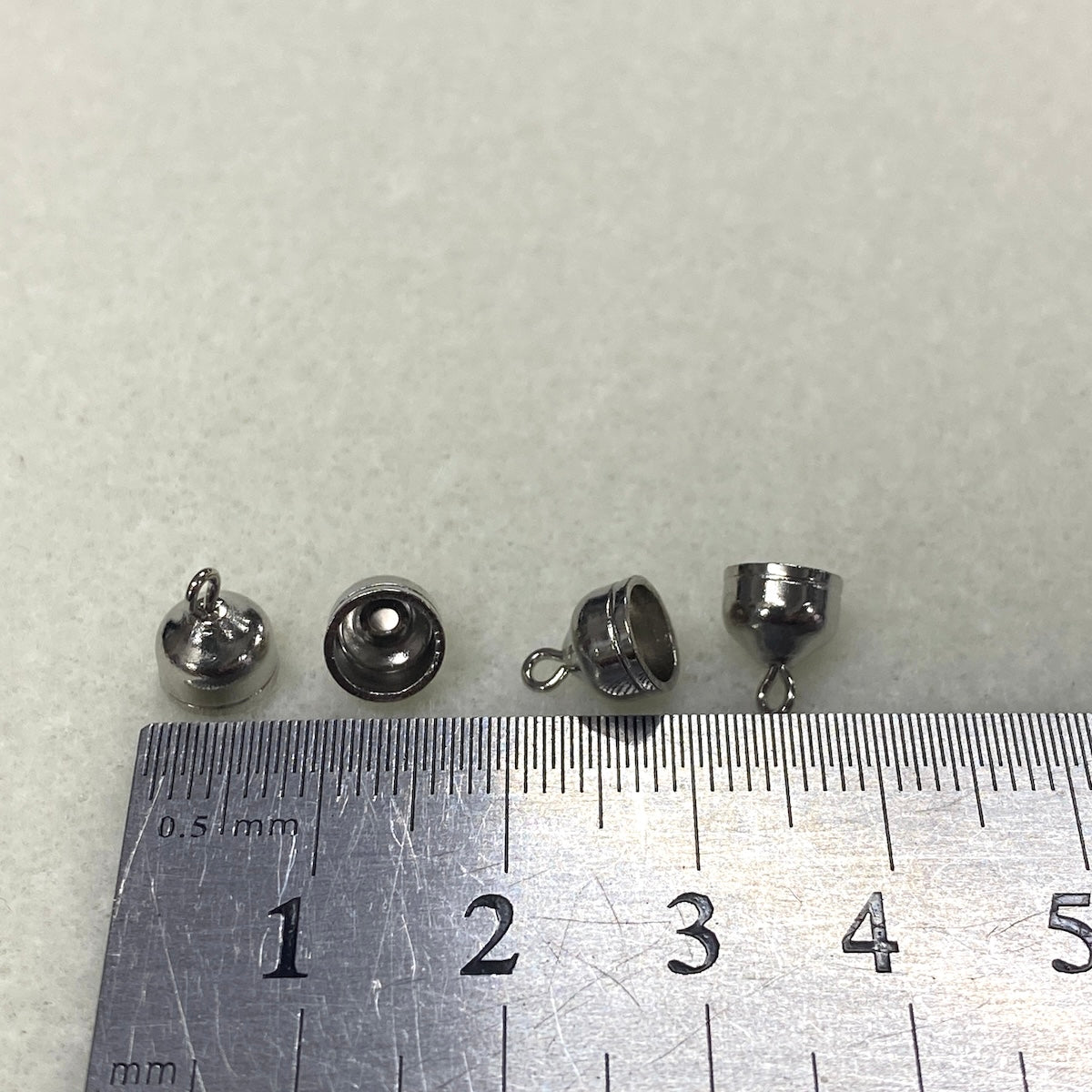 7mm Cup w. Loop (20) - Platinum