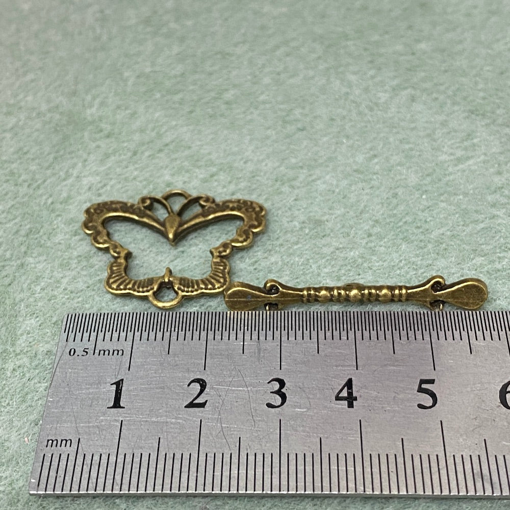 Butterfly Toggle (1) - Ancient Gold