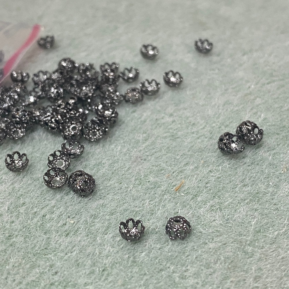 4x2mm Bead Cup (100) - Black - Filigree