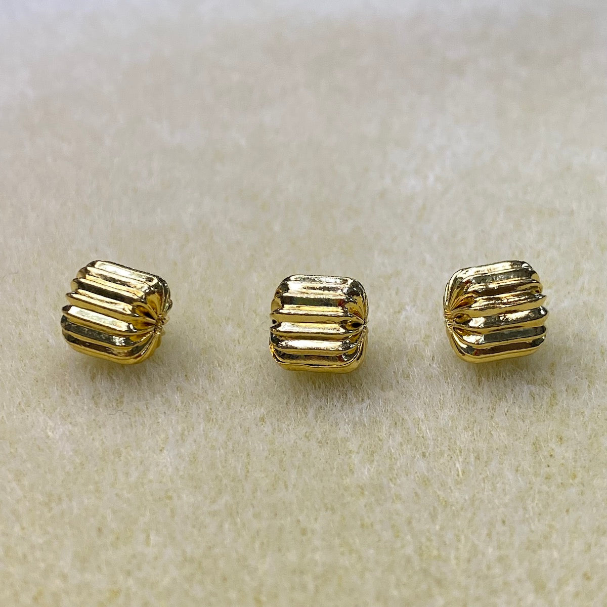 8mm Fluted Drum Bead (20) - Gold