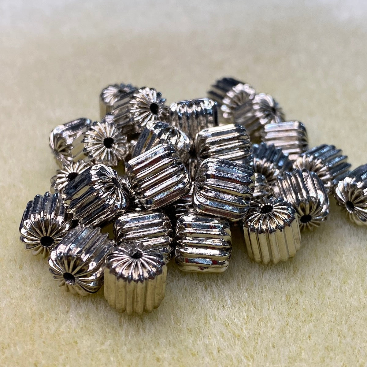 8mm Fluted Drum Bead (20) - Nickel