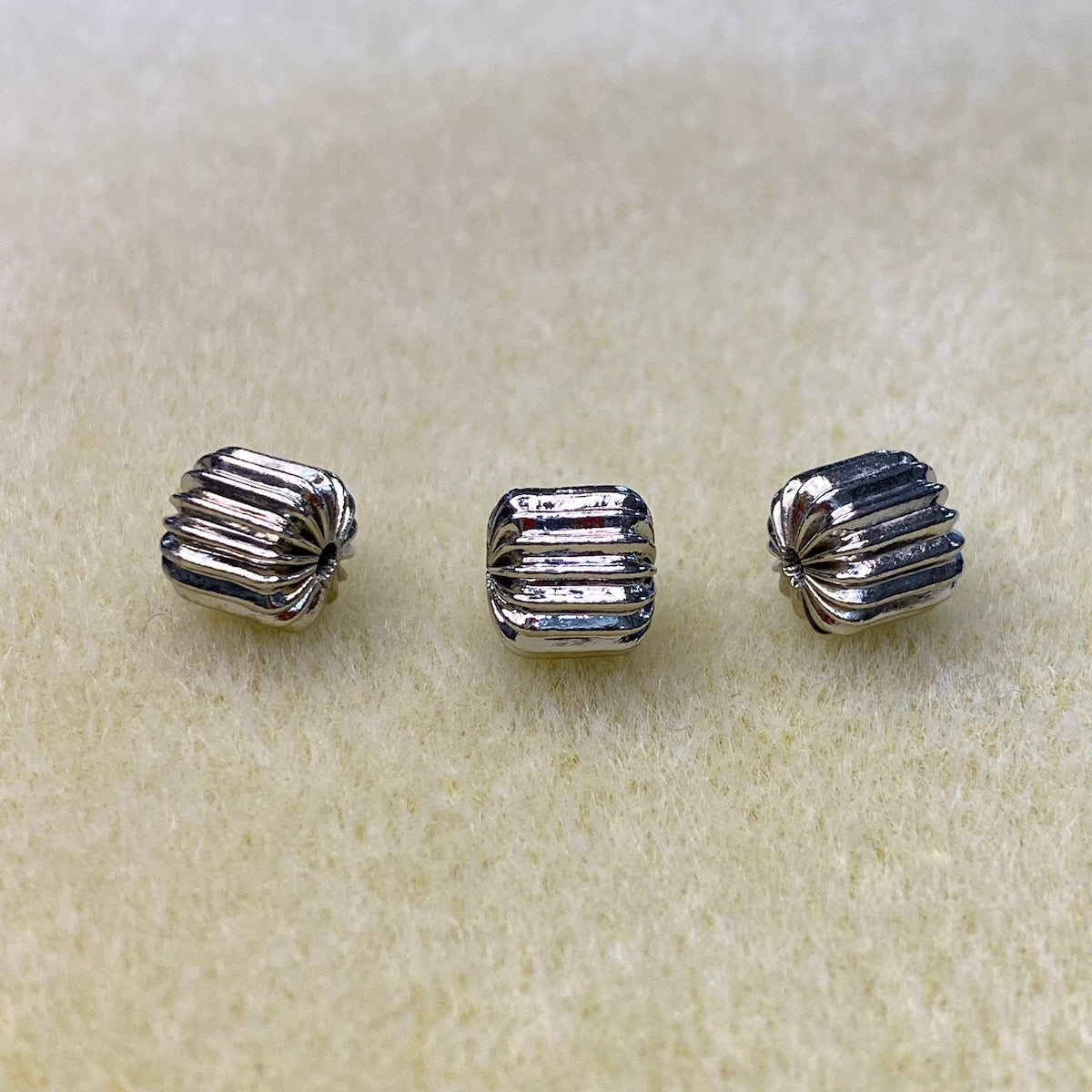 8mm Fluted Drum Bead (20) - Nickel