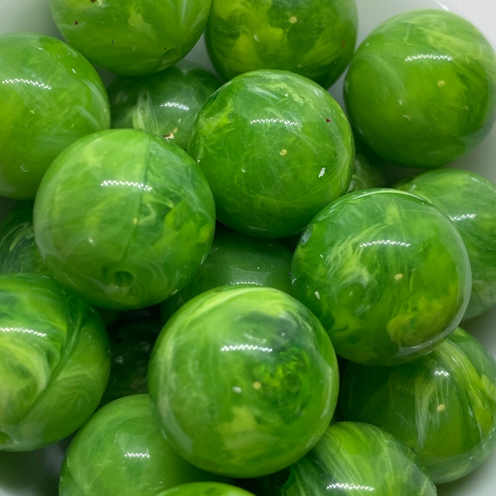 16mm Round (10) - Lime Green - Vintage Opaque Marbled Effect Beads