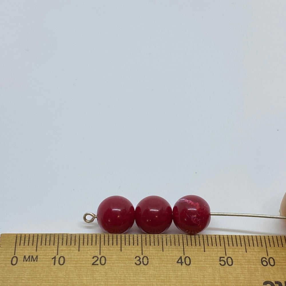 10mm Round (25) - Red - Vintage Opaque Marbled Effect Beads