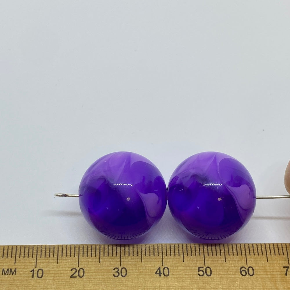 22mm Round (5) - Lavender Purple - Vintage Opaque Marbled Effect Beads