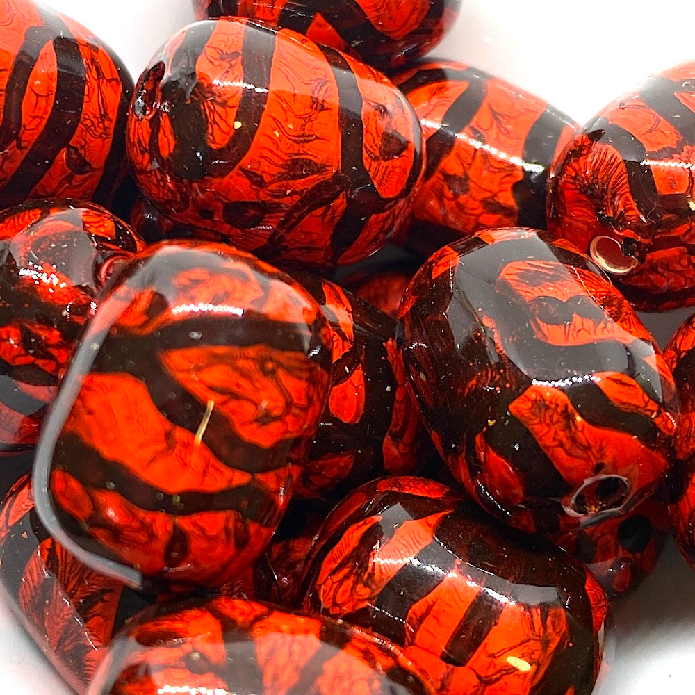 20x16mm Barrel (10) - Red w. Black - Psychedelic Vintage Lucite Beads
