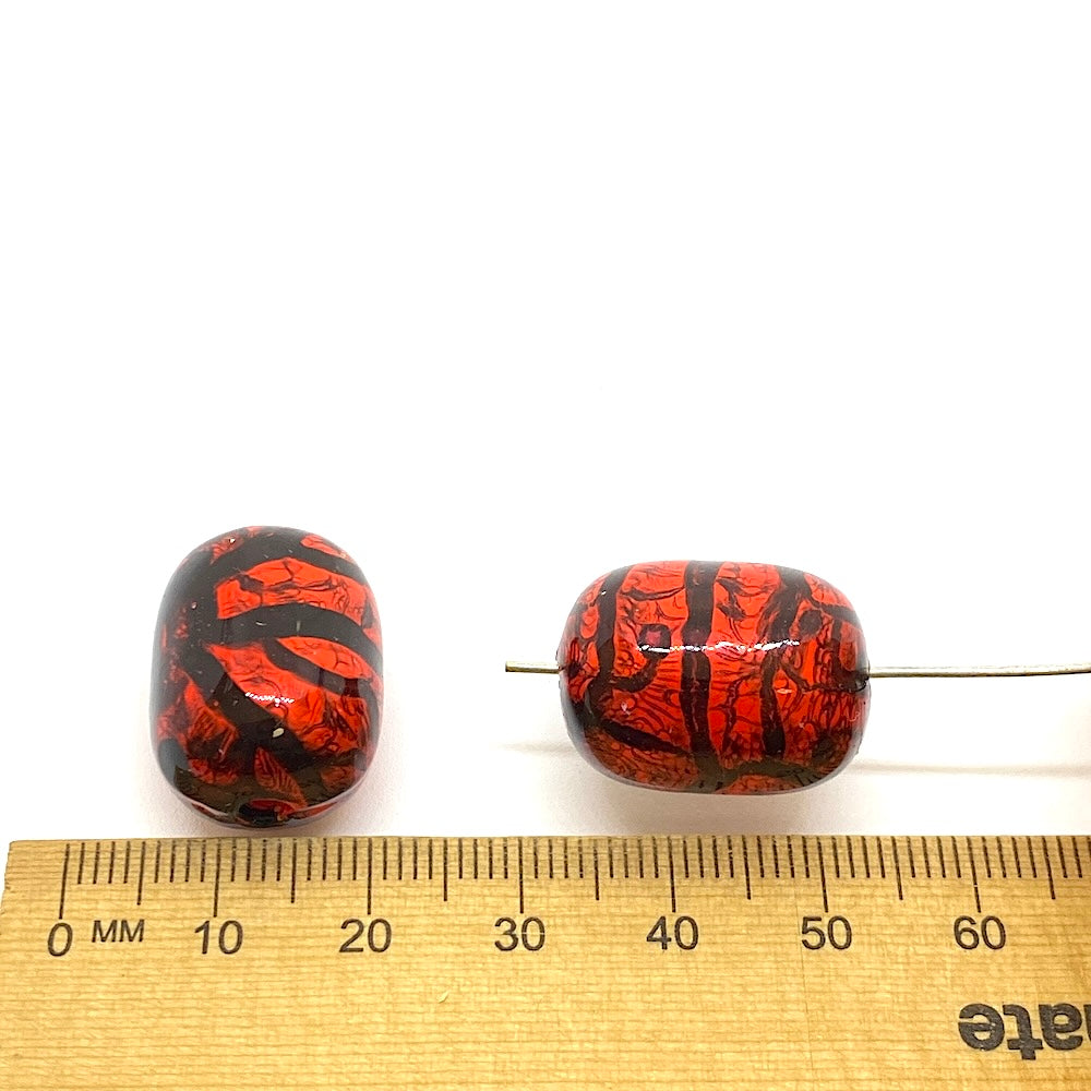 20x16mm Barrel (10) - Red w. Black - Psychedelic Vintage Lucite Beads