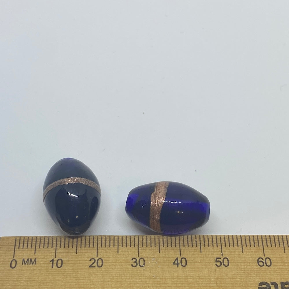 19x14mm Oval (10) - Blue Transparent w. Aventurine - Glass Vintage Replica Trade Lampwork Beads