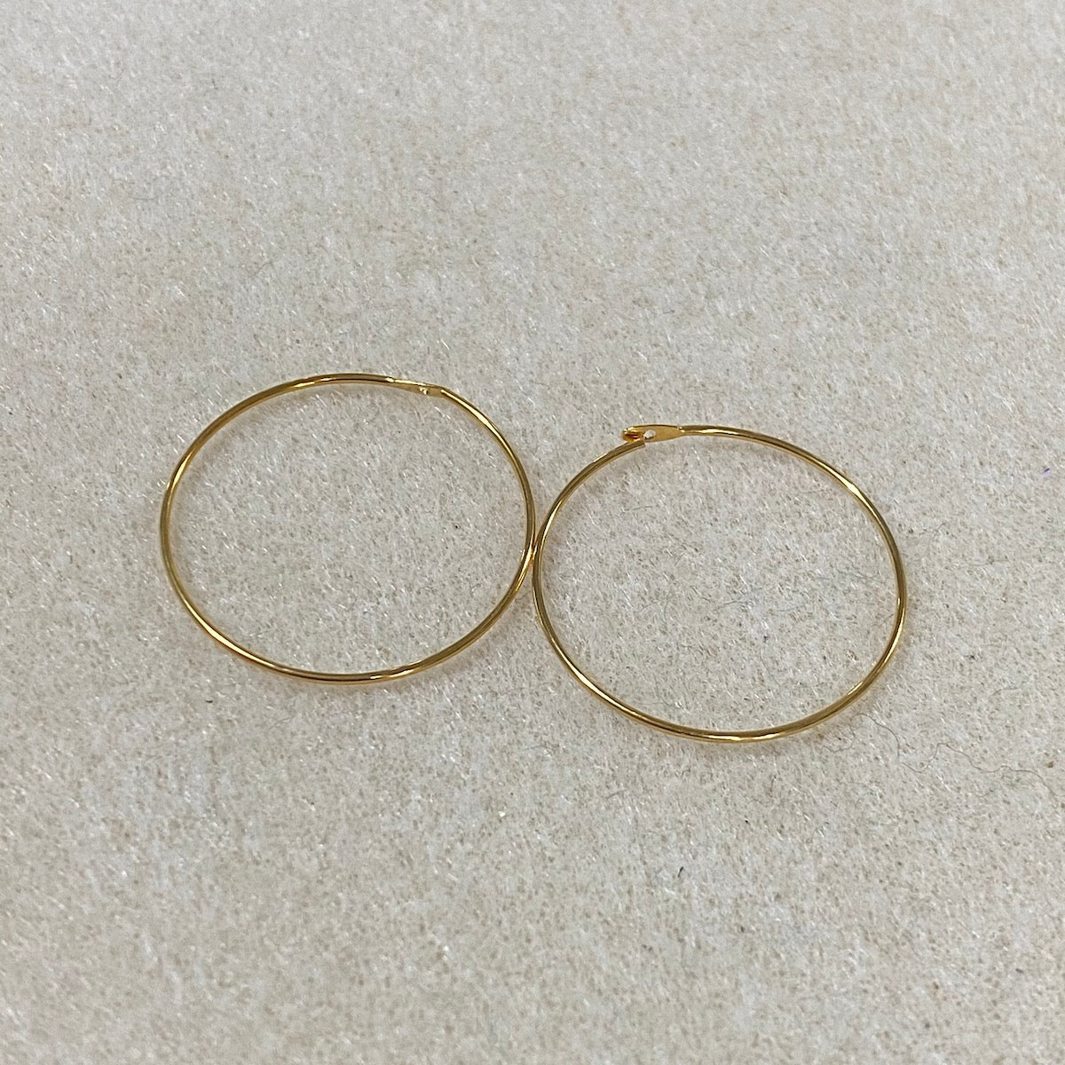 25mm Ear Loops (6) - Gold