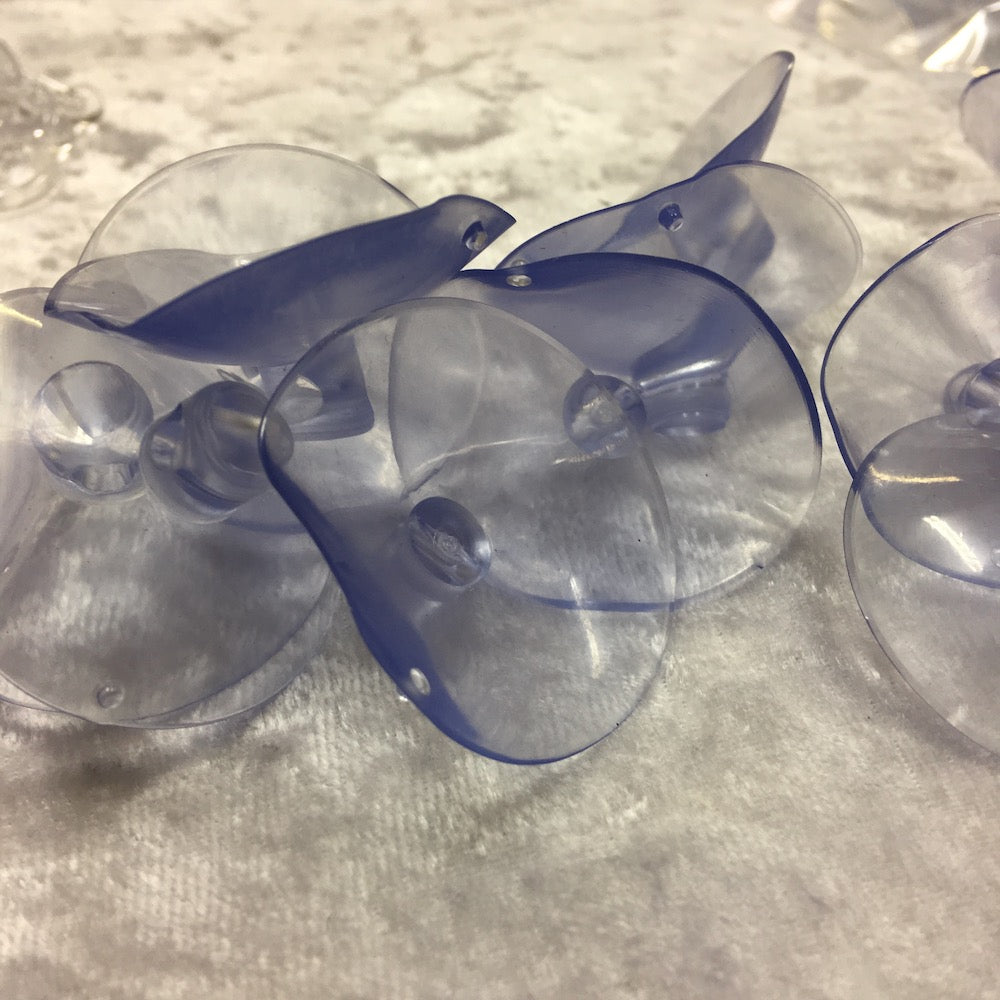Suction Cups w. Hooks (10) - 3cm