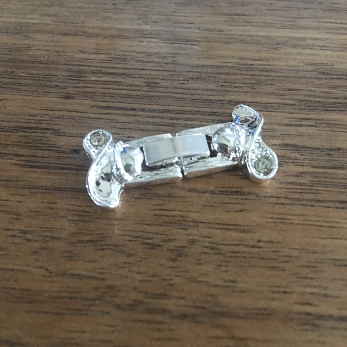 Fold Over Clasp w. Rhinestones - 2-row - Silver