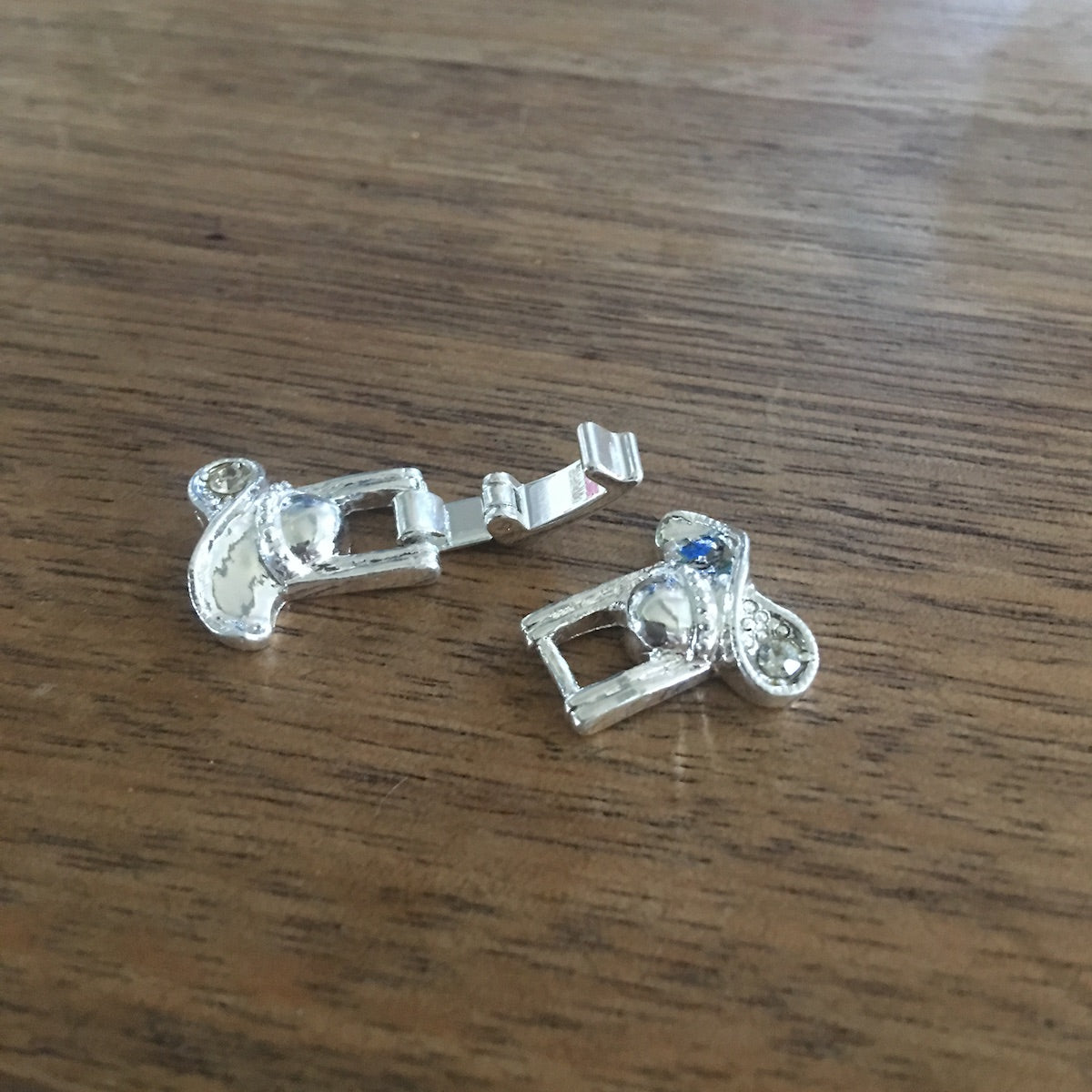 Fold Over Clasp w. Rhinestones - 2-row - Silver