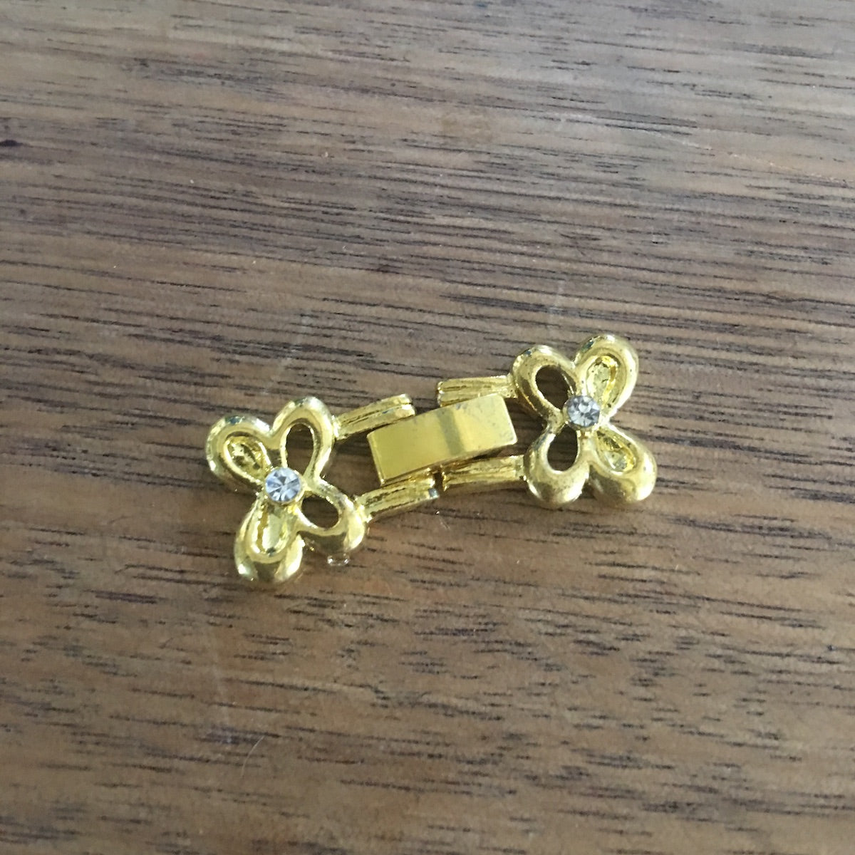 2-row Butterfly Fold Over Clasp (1) - Gold w. Diamantes