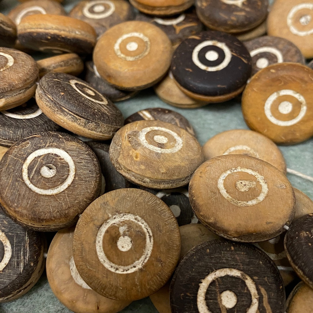 22mm Coin Beads (1 Strand) - Coconut - Browns