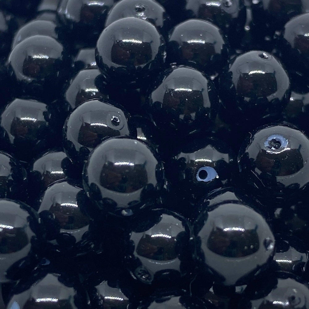 8mm (115) - Black Opaque - Round Glass Bead