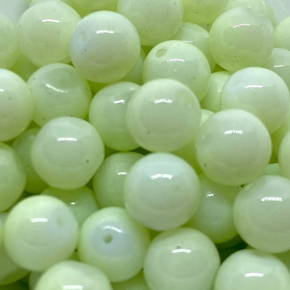 8mm (115) - Light Green Opaque - Round Glass Bead
