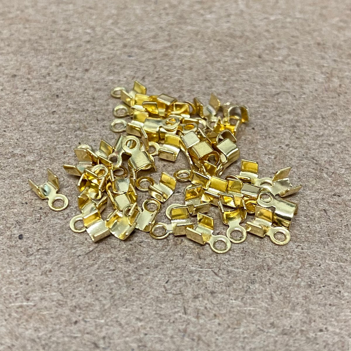 2mm Fold-Over End Crimp (50) - Gold