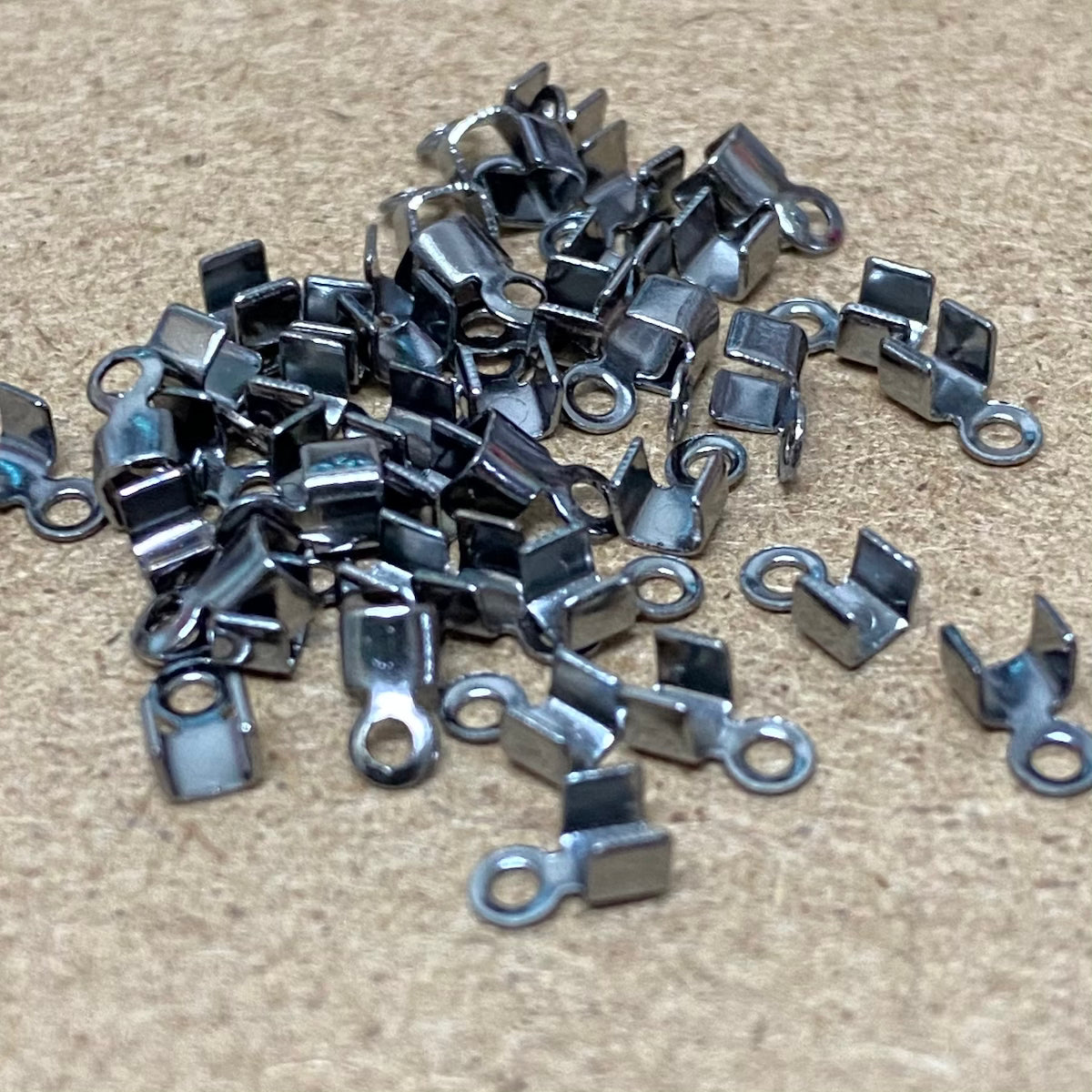 2mm Fold-Over End Crimp (50) - Black Nickel