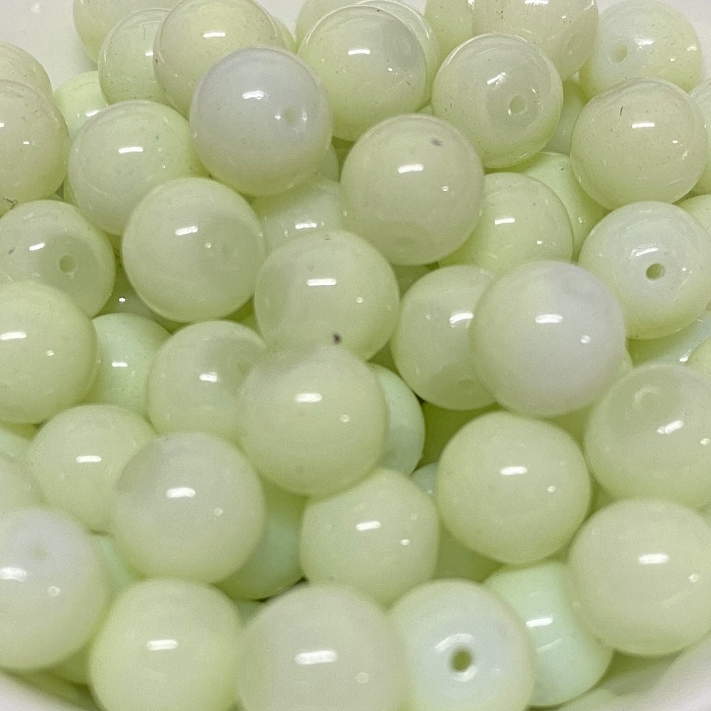 8mm (115) - Light Green Opaque - Round Glass Bead