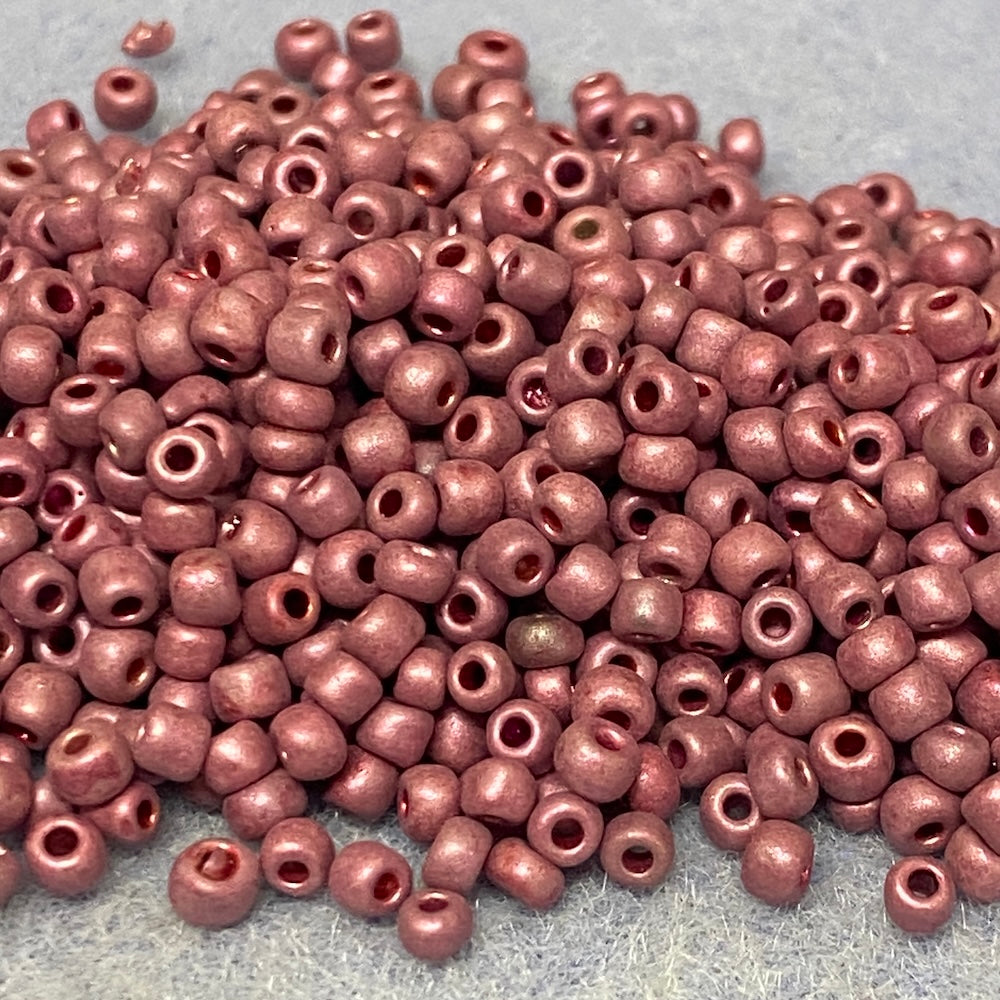 Rose - 8/0 Metallic Opaque (25g) - Seed Beads