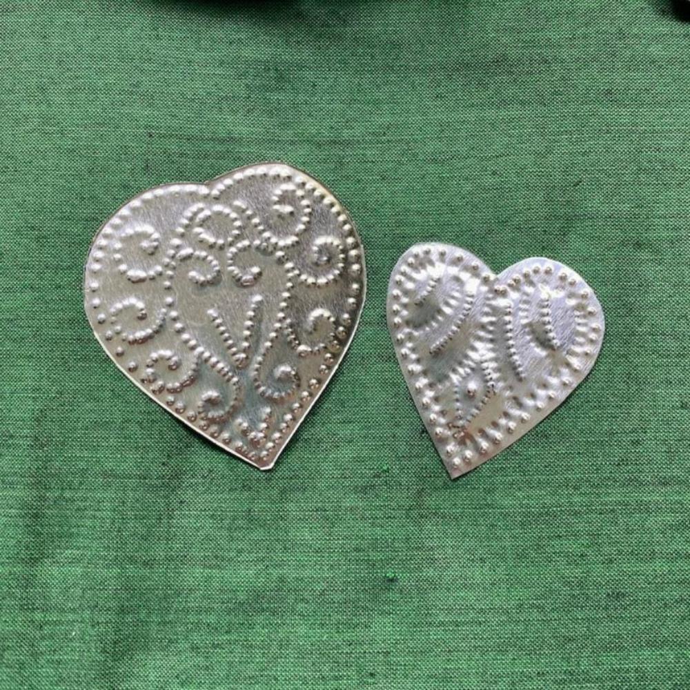 Pressed Metal (5) - Heart (Medium)