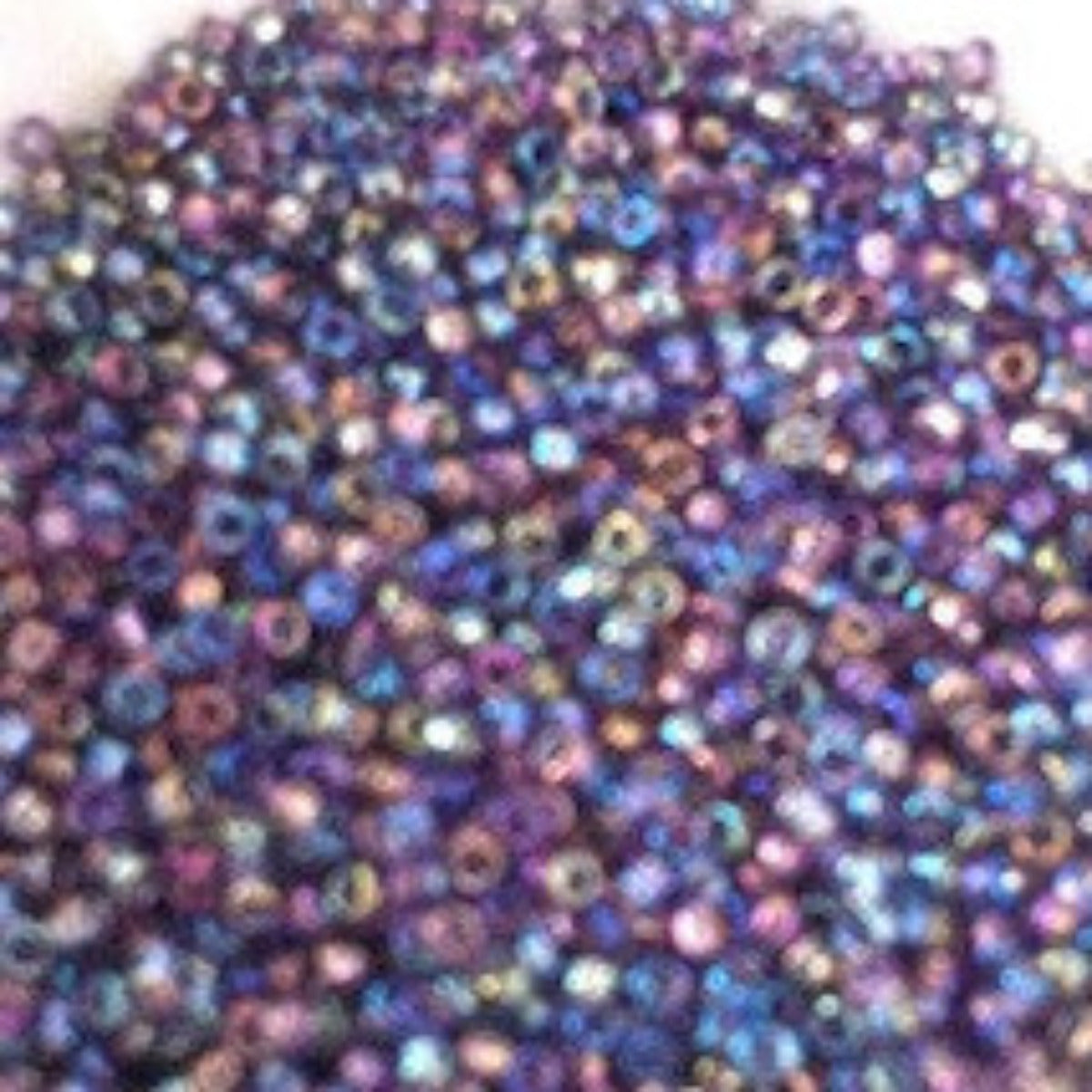 15/0 (#539r) Violet Silverlined Rainbow - 10g Tube