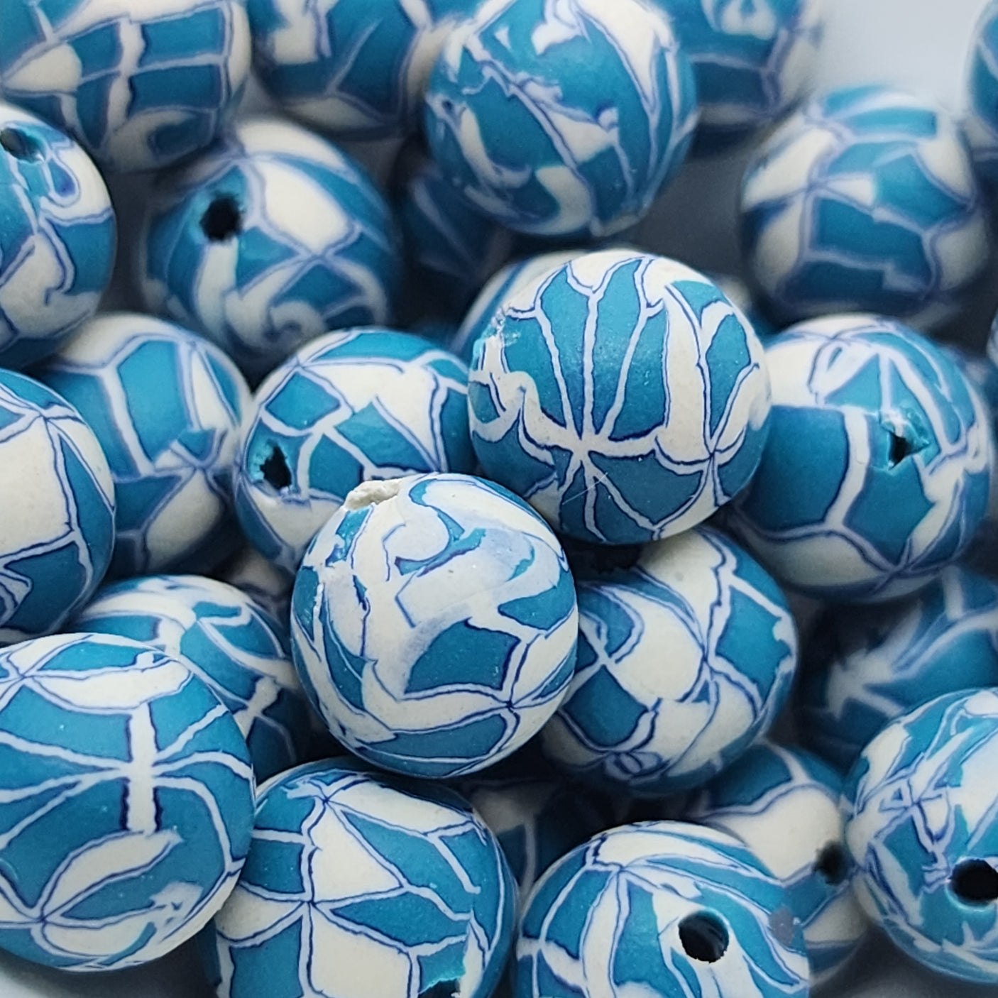 8mm Round Fimo Beads (10) - Turquoise w. White Patterns