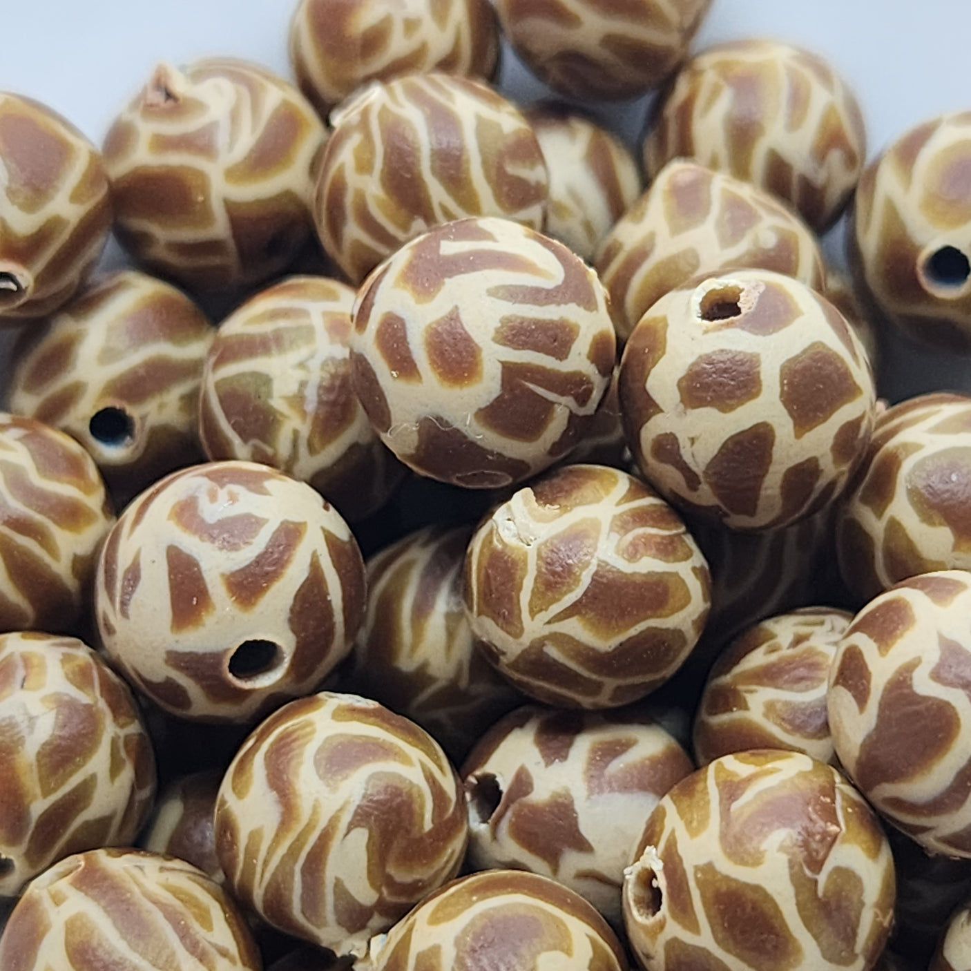 8mm Round Fimo Beads (10) - Giraffe Print