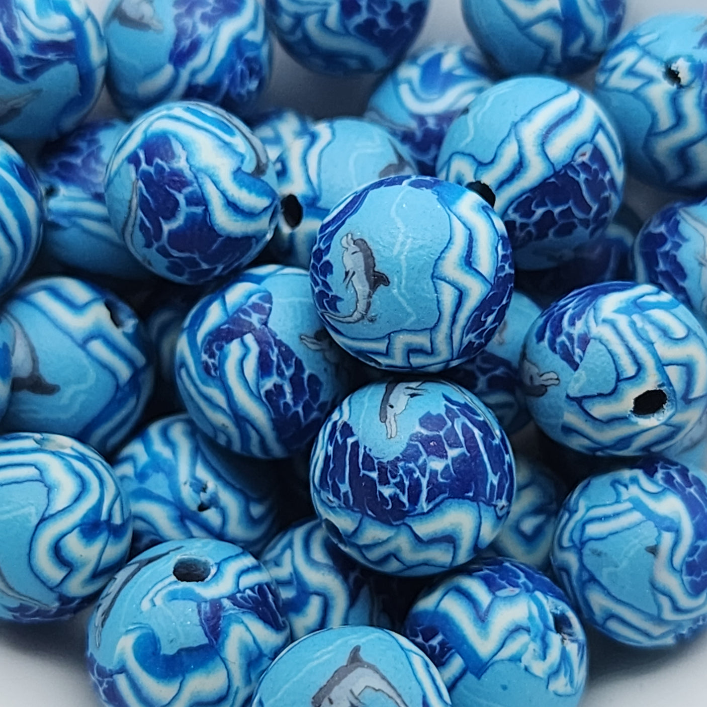 8mm Round Fimo Beads (10) - Dolphin Diving