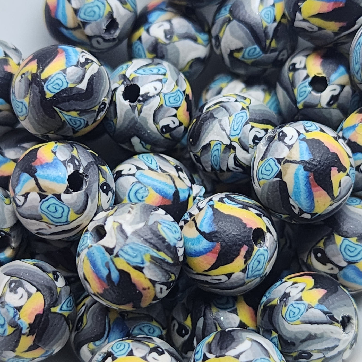 8mm Round Fimo Beads (10) - Surfer w. Yin/Yang