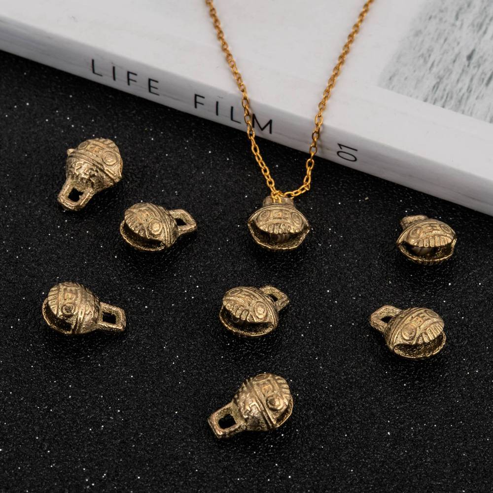 11mm Bells w. Tiger Face (10) - Brass