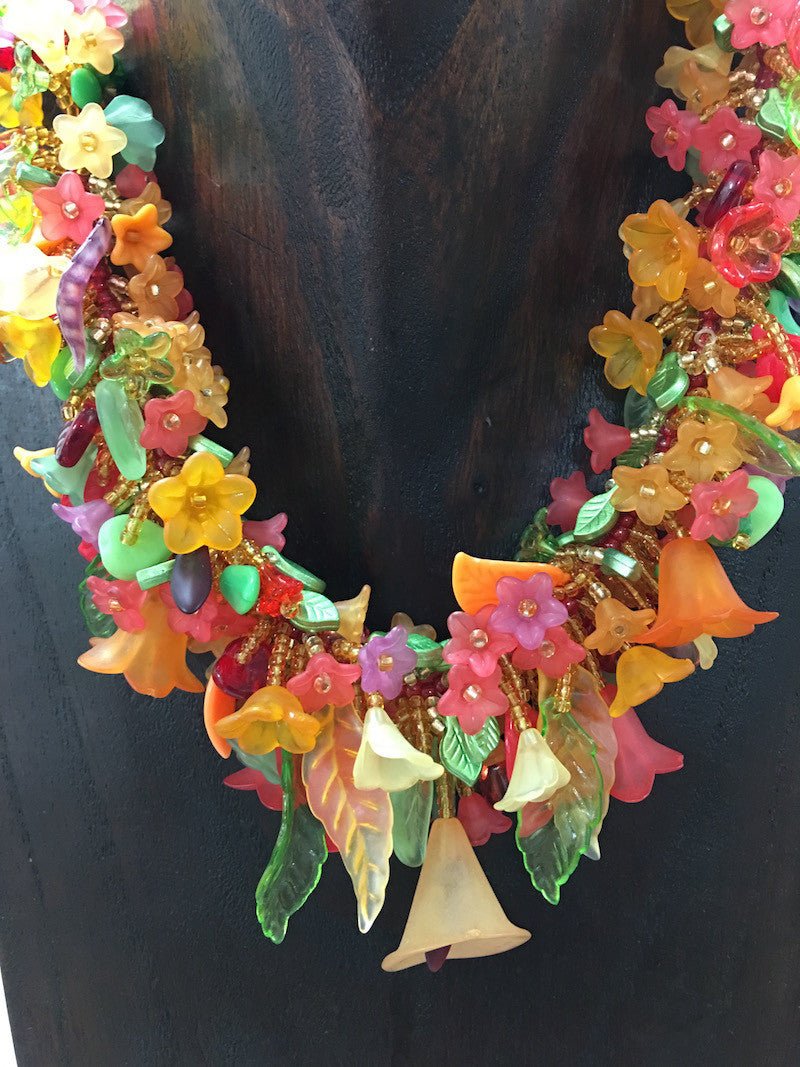 Along the Garden Path Necklace Pattern