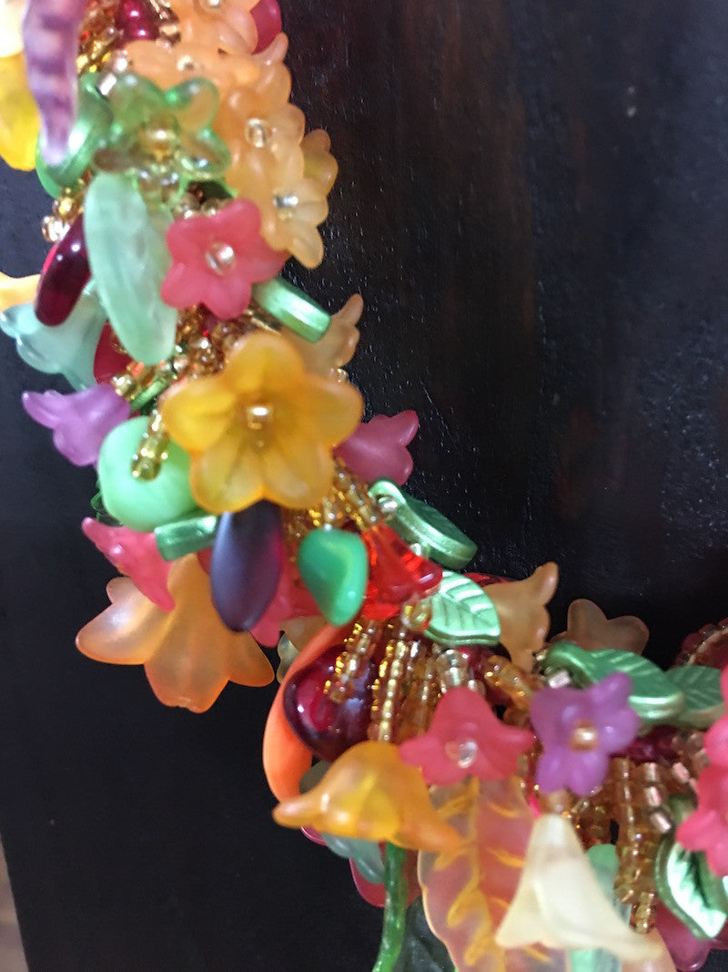 Along the Garden Path Necklace Pattern