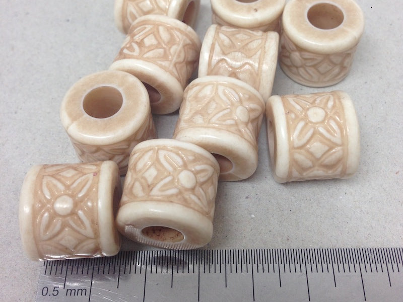 16mm Drum (10) - Dark Cream - Vintage Lucite Beads