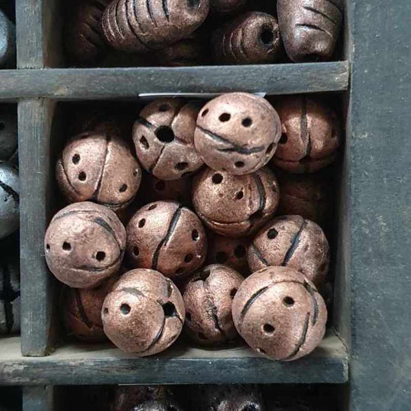 12~15mm Round Beads (10) - Antique Copper w. Black - Vintage Clay Beads