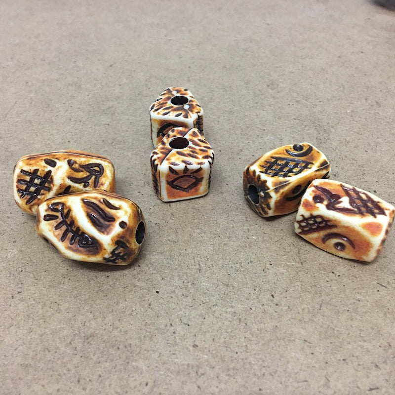 15.5x21mm Triangle (10) - Vintage Persian Style Beads