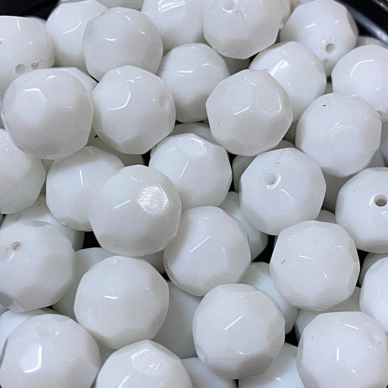 11mm Facet Round Vintage Lucite Beads (50) - White