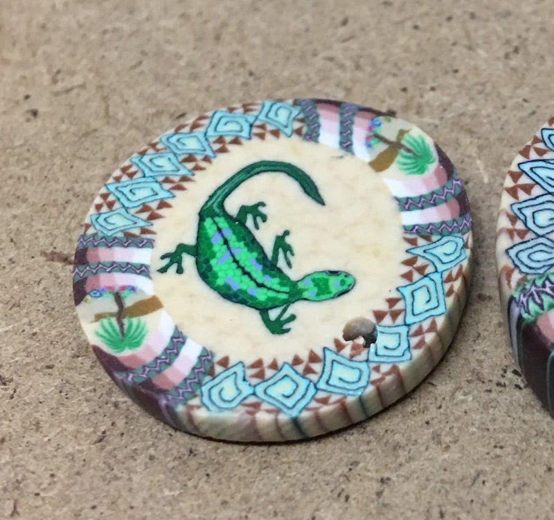 22mm Fimo Pendant (1) - Gekko