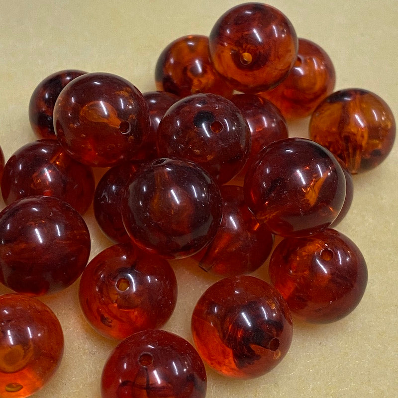 16mm Round Beads (10) - Cherry - Amber Look Vintage Beads
