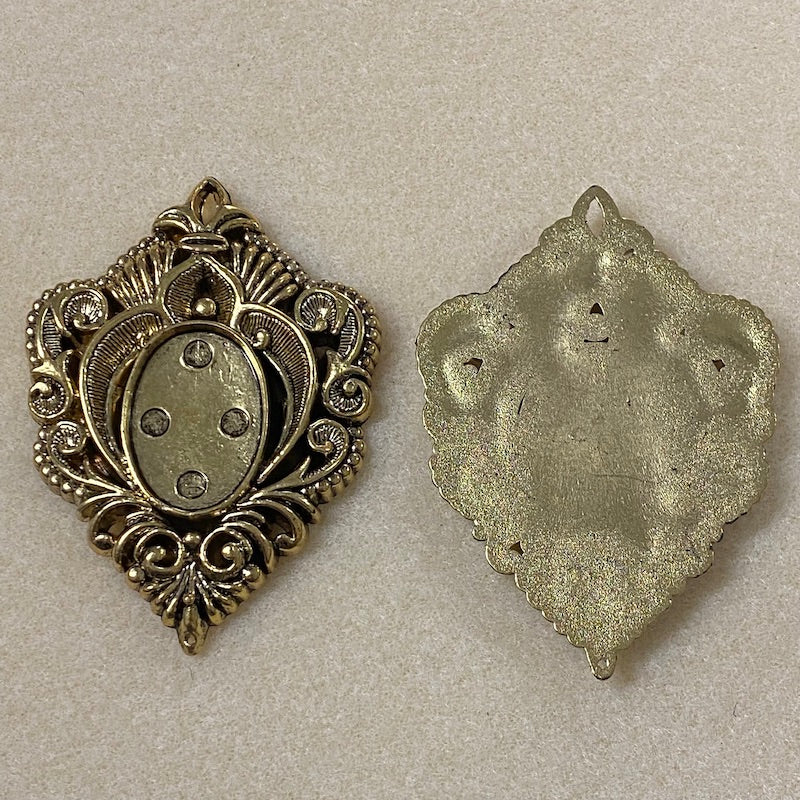 Fleur-de-lis (2) - Antique Gold - Vintage Metalised Pendant Setting