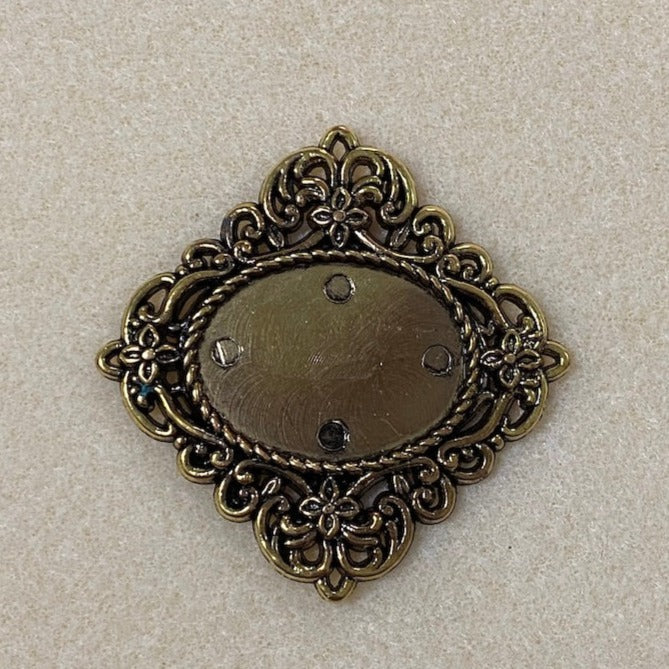 Square (2) - Antique Gold - Vintage Metalised Pendant Setting