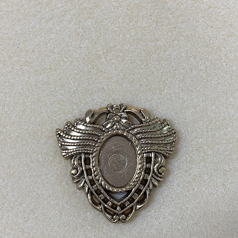 Shield (2) - Antique Gold - Vintage Metalised Pendant Setting