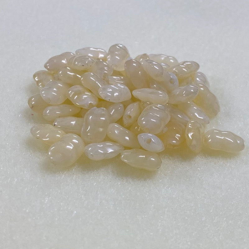 10x7mm Rice Chip (50) - Citrine - Gemstone Look Vintage Lucite Beads