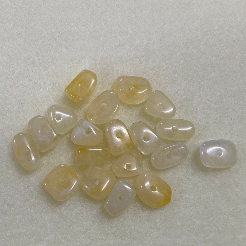 12mm Chip (50) - Citrine - Gemstone Look Vintage Lucite Beads